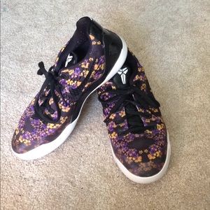 Nike Kobe IX EM Low Basketball shoes